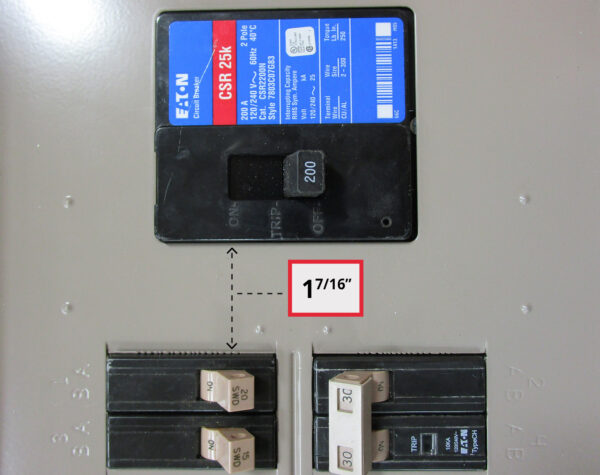 CHPMIKCSR Generator interlock Eaton 200 A CH series ONLY with Plug On Neutral 
